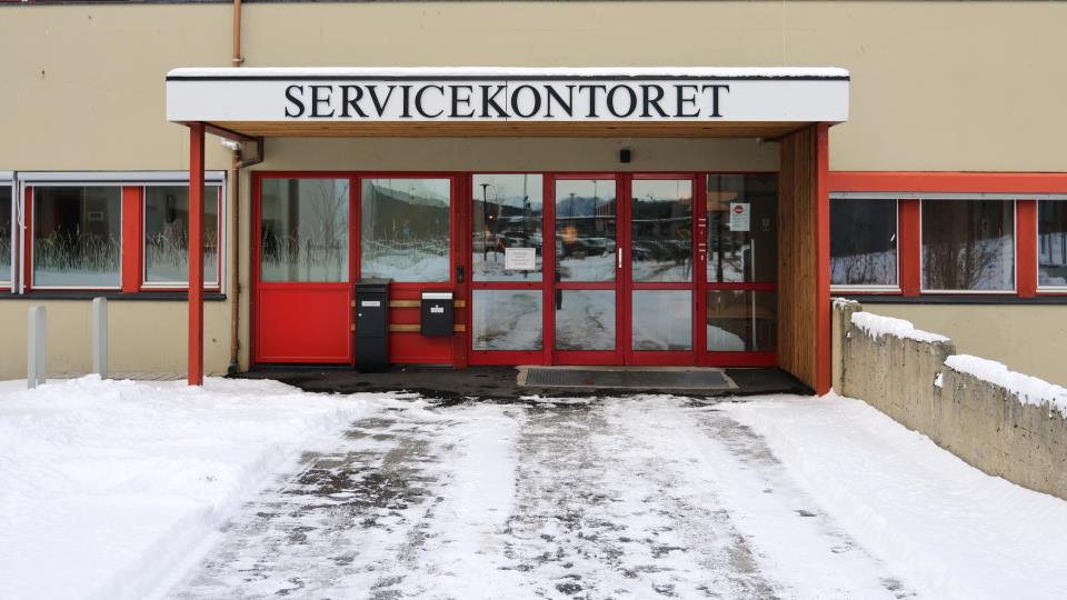 Lenkje til artikkel: Opningstid ved servicekontoret held fram ut året